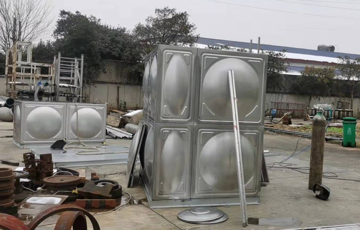 昆玉不锈钢保温水箱的构成和保温层的材质